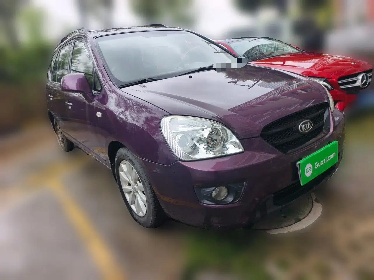 Kia Carens 2011 2.0L 7-Seater Automatic Standard Edition — миниатюра 3
