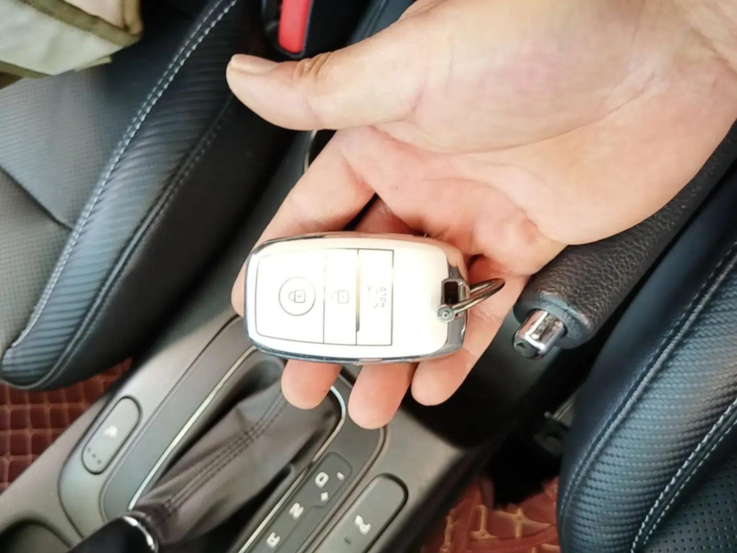 Kia Shuma 2014 1.6T Flagship Edition China IV Standard — миниатюра 12
