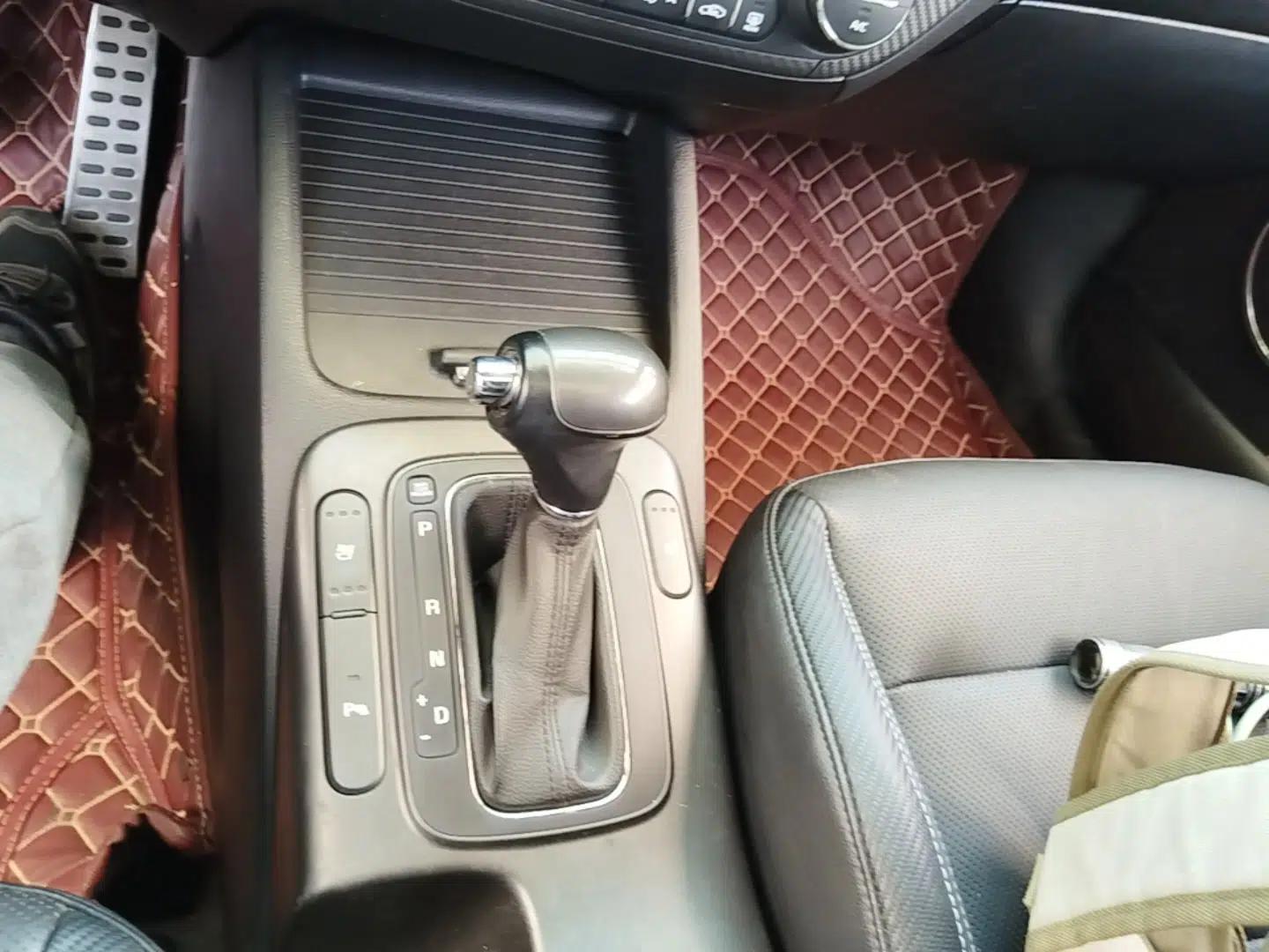 Kia Shuma 2014 1.6T Flagship Edition China IV Standard — миниатюра 17