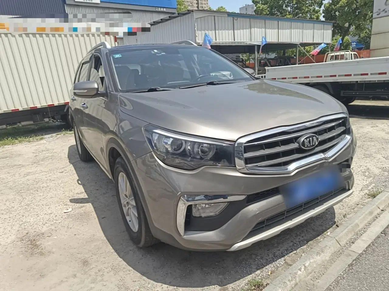 Kia KX7 2017 2.0L Automatic 2WD GLS 5-Seater — миниатюра 6