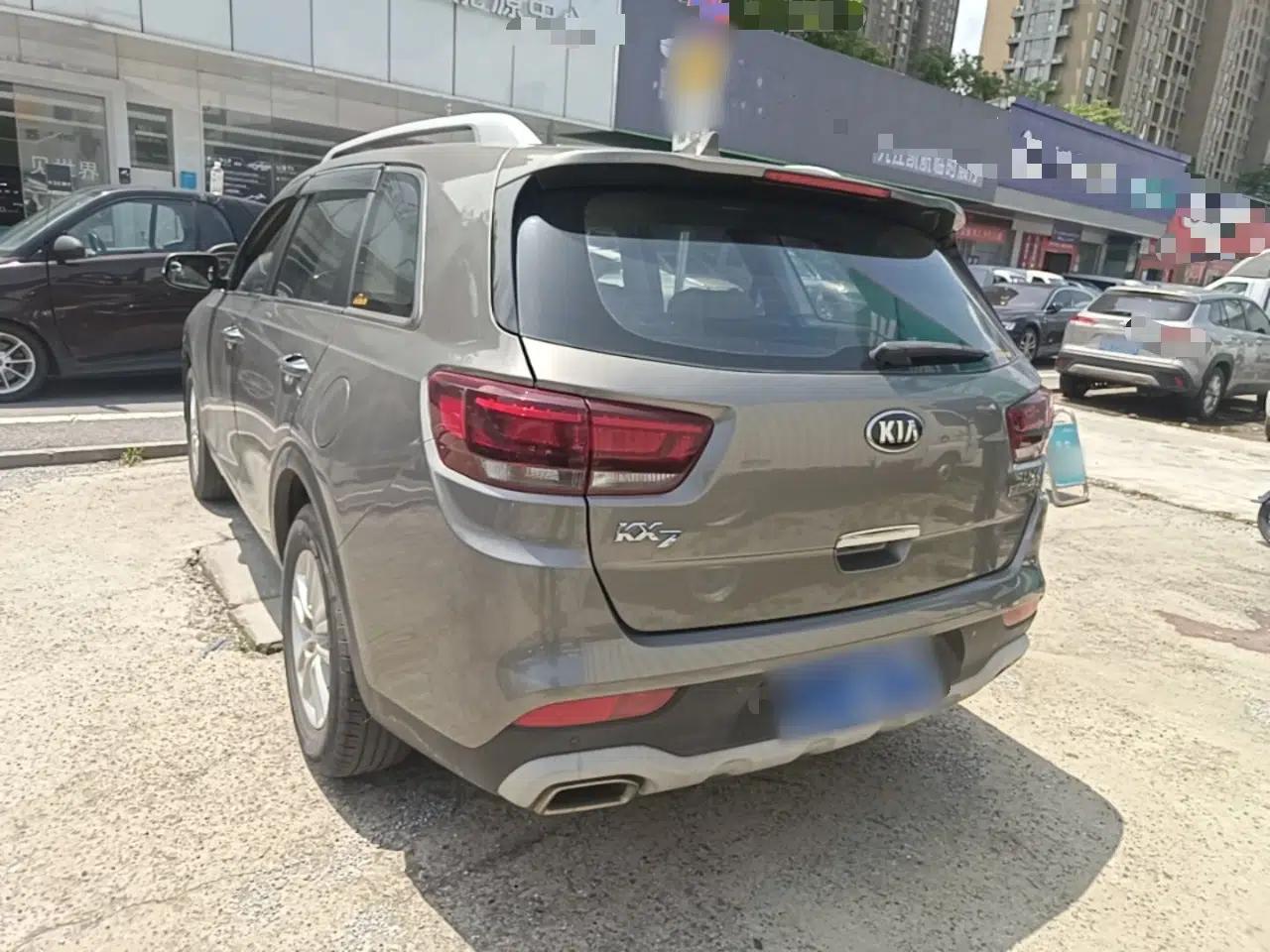 Kia KX7 2017 2.0L Automatic 2WD GLS 5-Seater — миниатюра 7