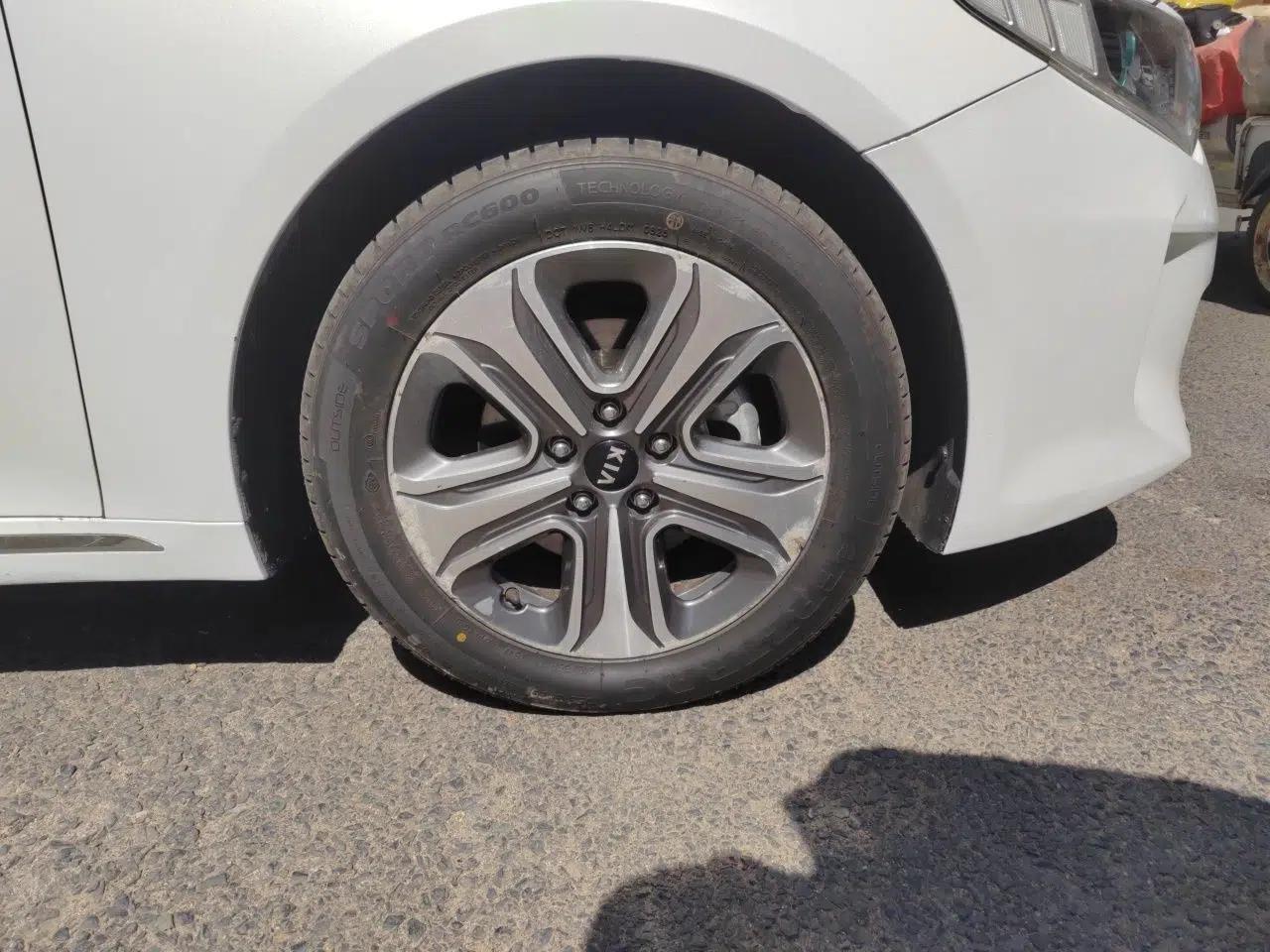 Kia K5 New Energy 2018 2.0L Smart Enjoyment Version — миниатюра 8