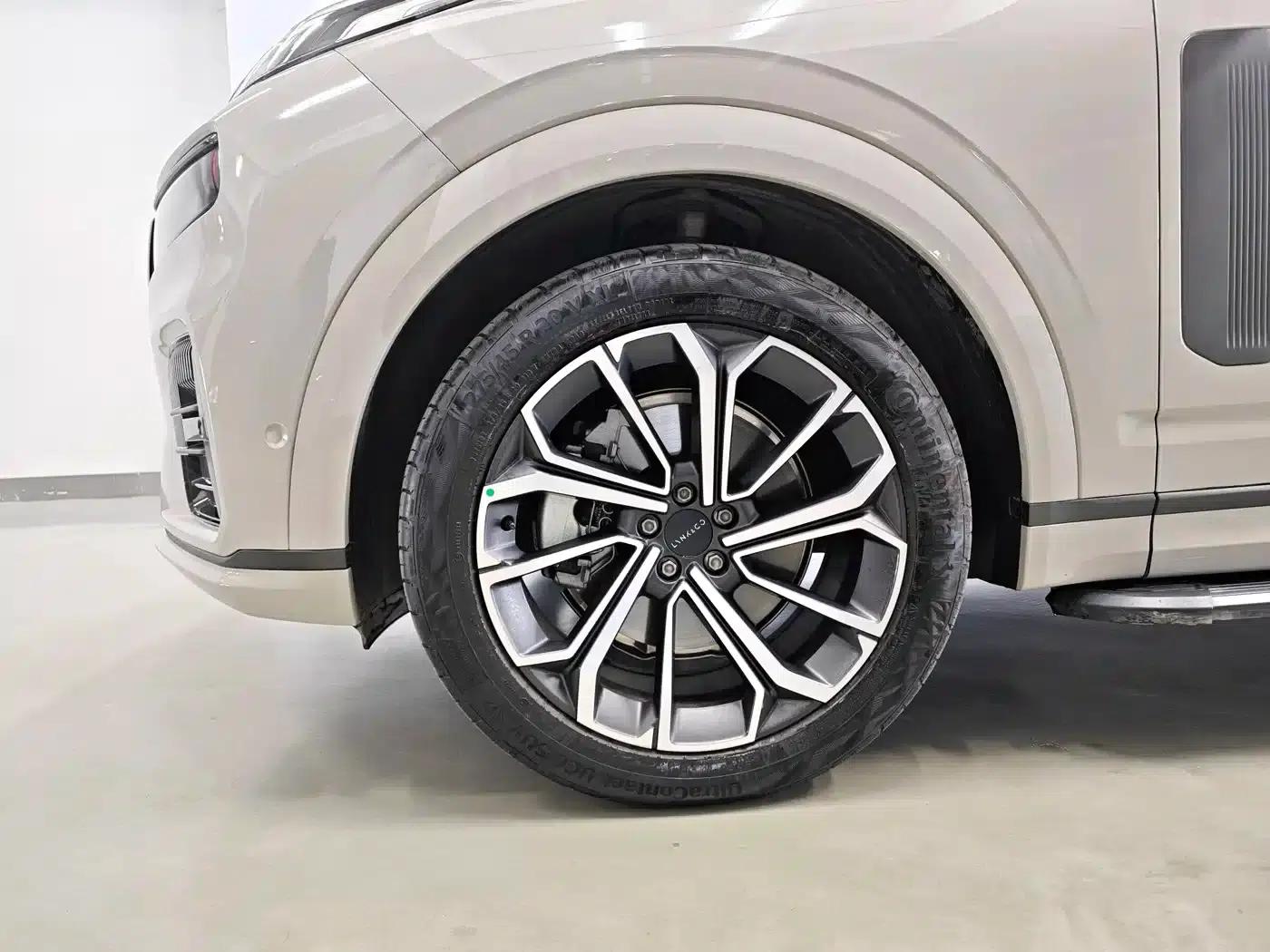 Lynk & Co 09 2024 2.0T AWD Sport Edition (5-seater) — миниатюра 14