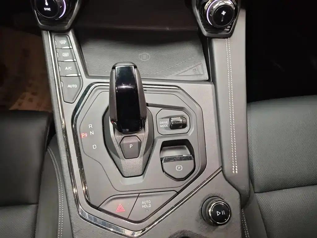 Lynk & Co 01 EM-P 2021 1.5TD PHEV Halo — миниатюра 14