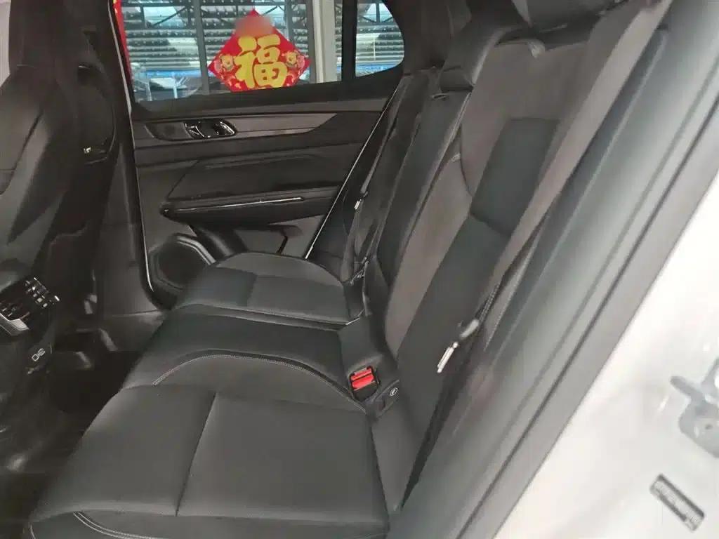 Lynk & Co 01 EM-P 2021 1.5TD PHEV Halo — миниатюра 17