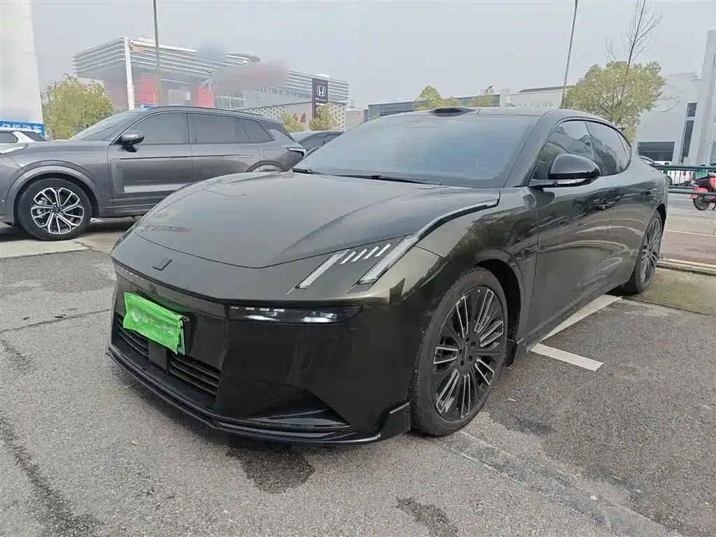 Lynk & Co 10 2025 240 AWD Ultra Sport Edition — миниатюра 2
