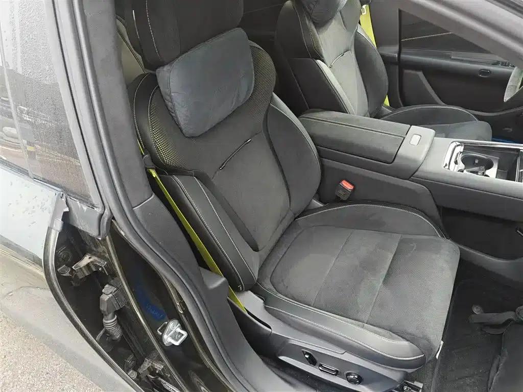 Lynk & Co 10 2025 240 AWD Ultra Sport Edition — миниатюра 20