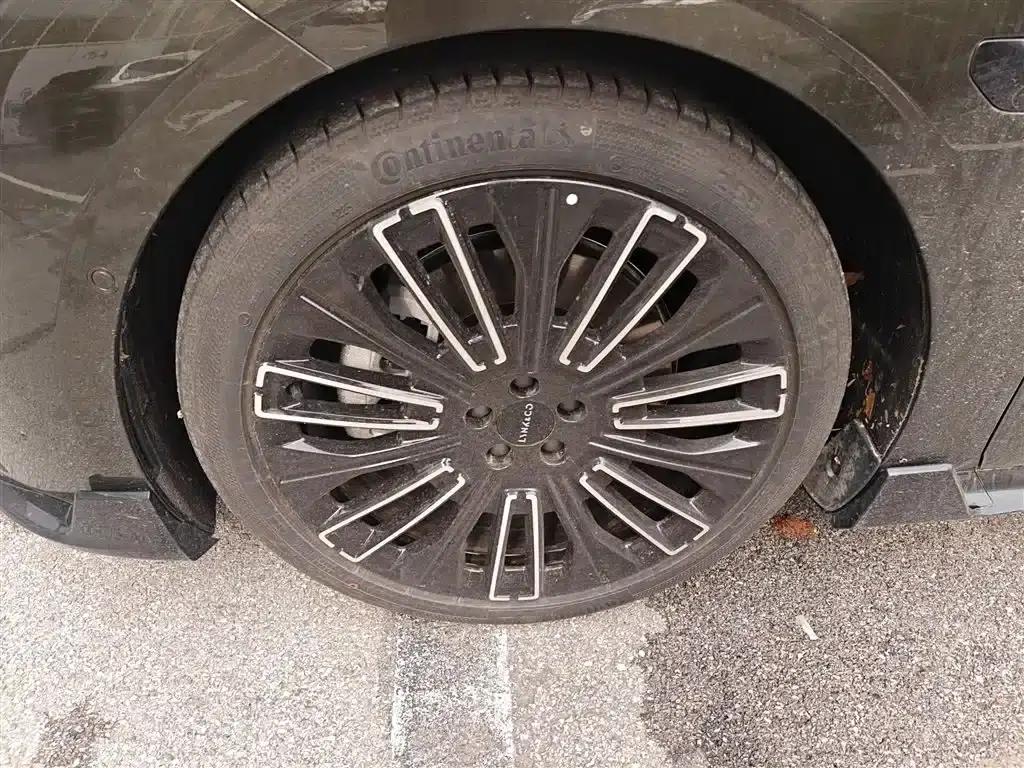 Lynk & Co 10 2025 240 AWD Ultra Sport Edition — миниатюра 25