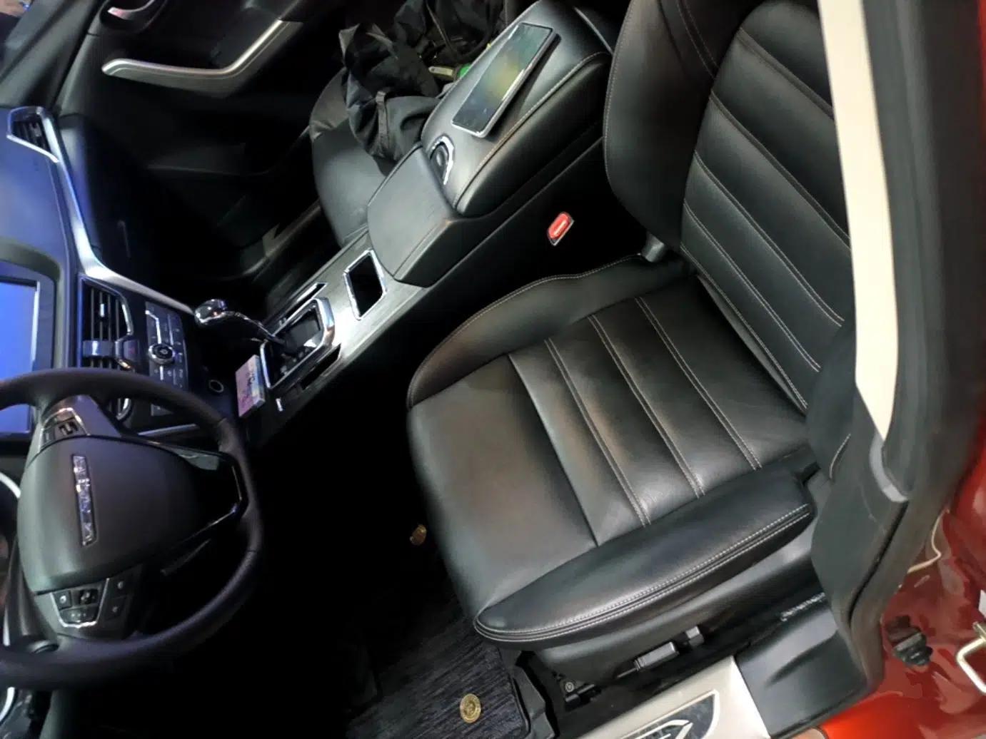Venucia T90 2017 2.0L CVT Smart Edition — миниатюра 15
