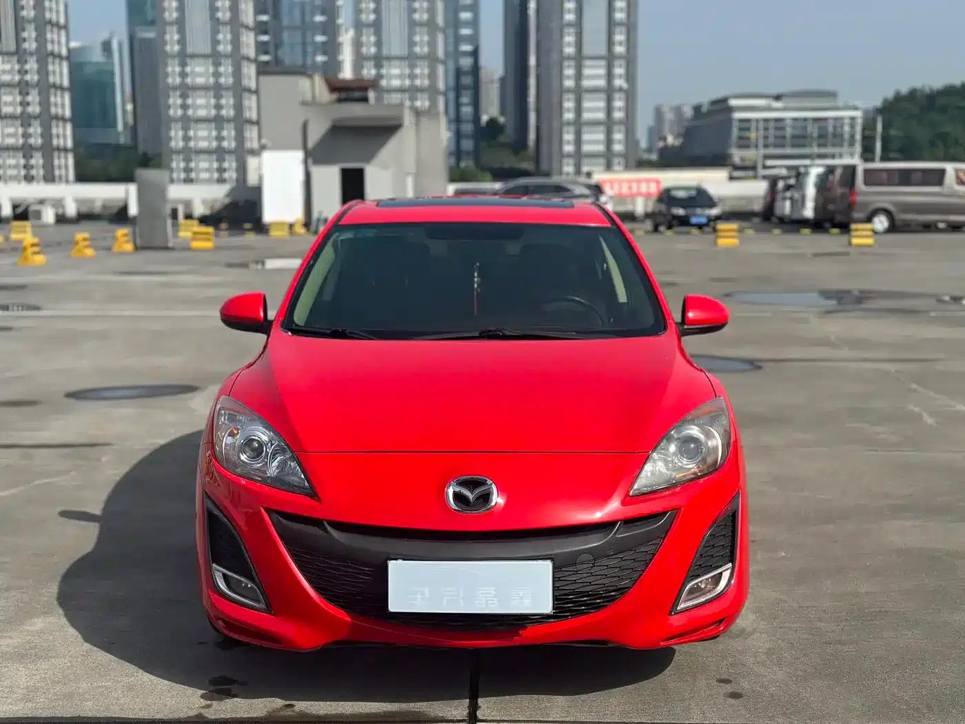 Mazda 3 Axela 2013 Sedan 1.6L Automatic Elite — миниатюра 2