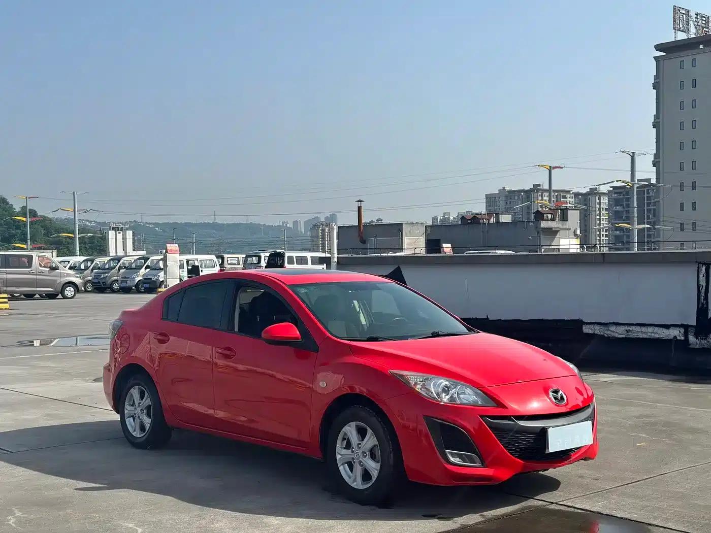 Mazda 3 Axela 2013 Sedan 1.6L Automatic Elite — миниатюра 4