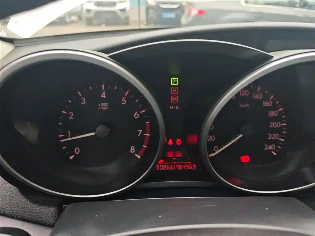 Mazda 3 Axela 2015 Sedan 1.6L Automatic Comfort Model — миниатюра 12
