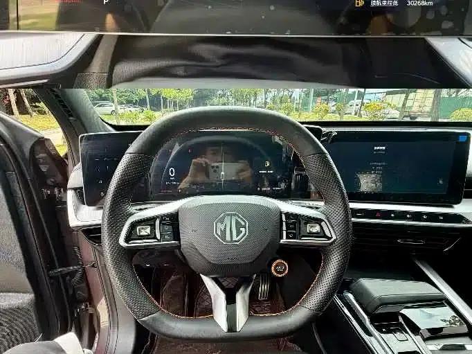 MG ONE 2022 β-Lifestyle Series 1.5T Fully Satisfying 998 Edition — миниатюра 7