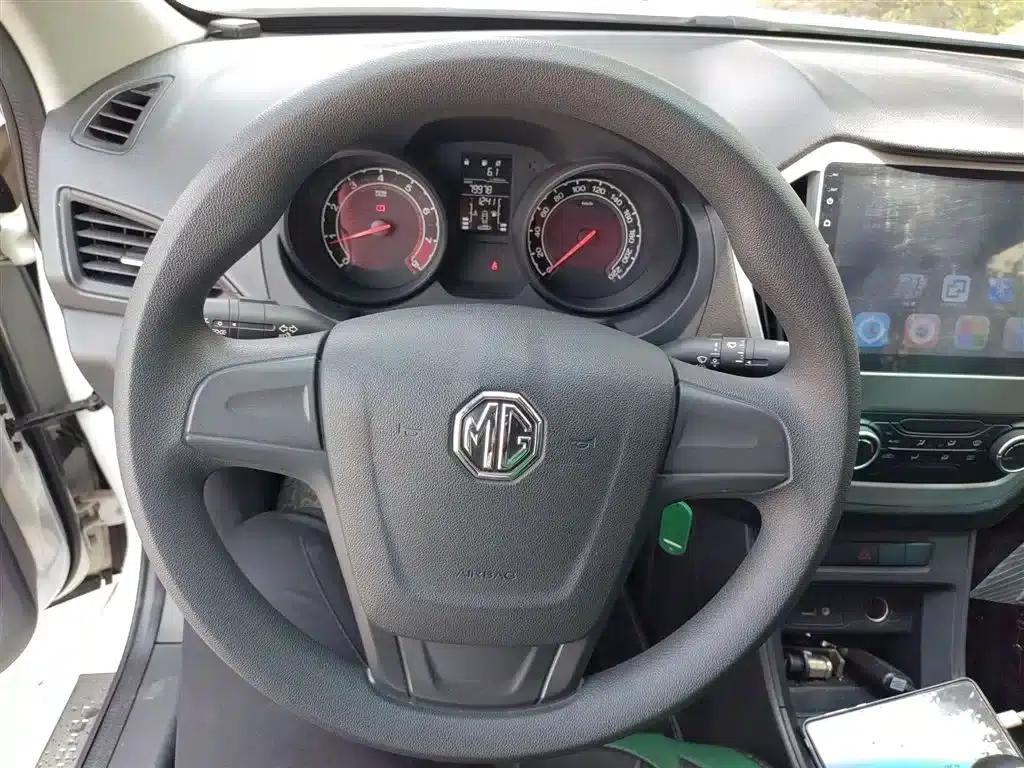 2016 Ford GT 1.5L Manual Fashion Edition — миниатюра 11