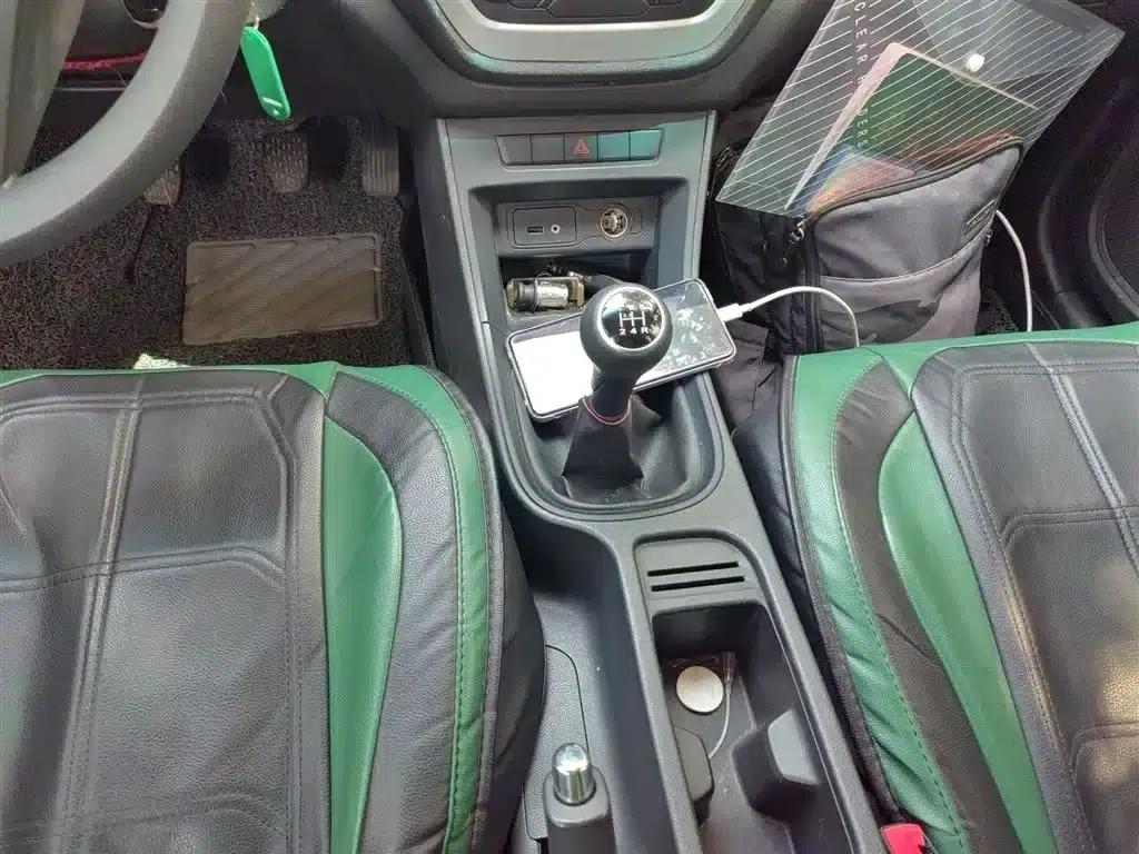 2016 Ford GT 1.5L Manual Fashion Edition — миниатюра 14