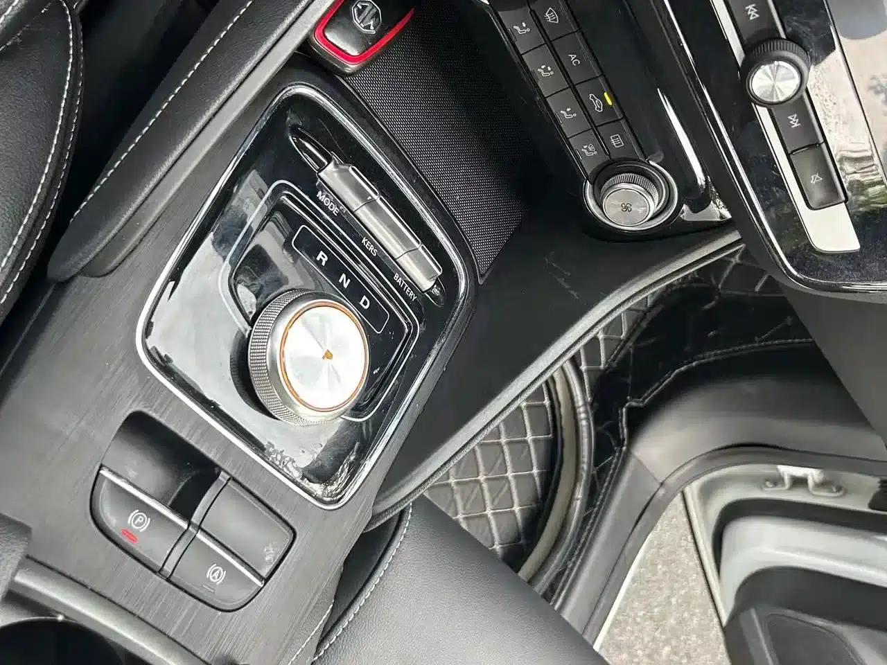 MG EZS Pure Electric 2019 E-Plus Edition — миниатюра 8