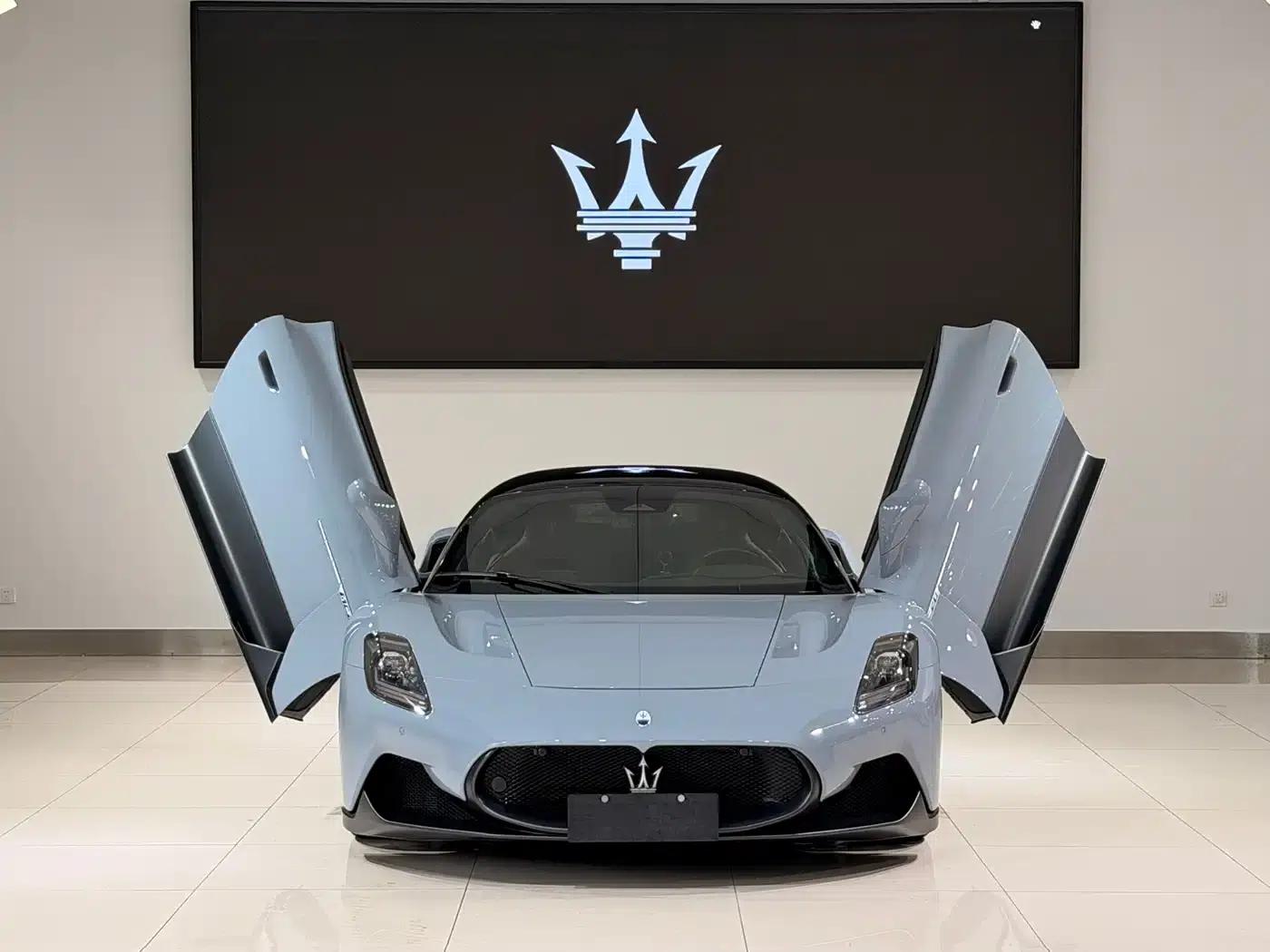 Maserati MC20 2023 3.0T Standard Edition — миниатюра 2