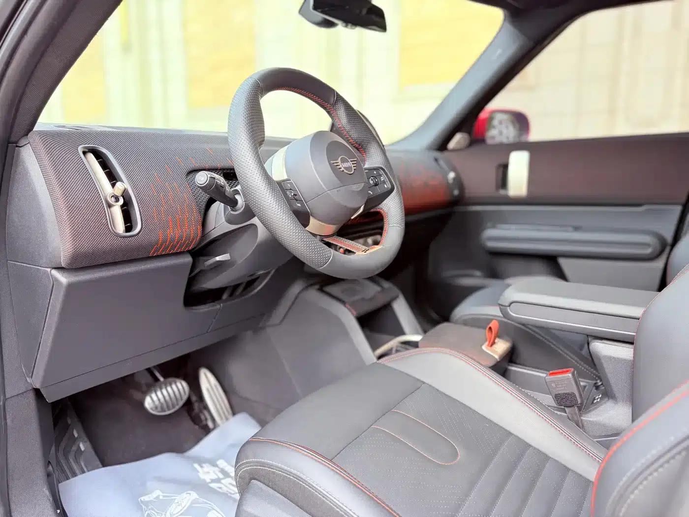 MINI JCW COUNTRYMAN 2024 2.0T JOHN COOPER WORKS — миниатюра 7