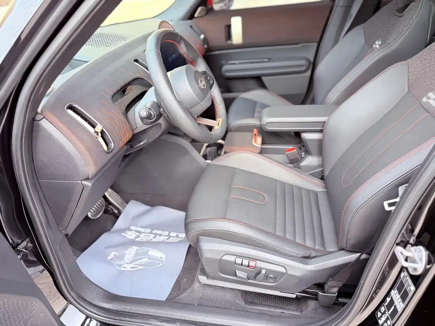 MINI JCW COUNTRYMAN 2024 2.0T JOHN COOPER WORKS — миниатюра 9