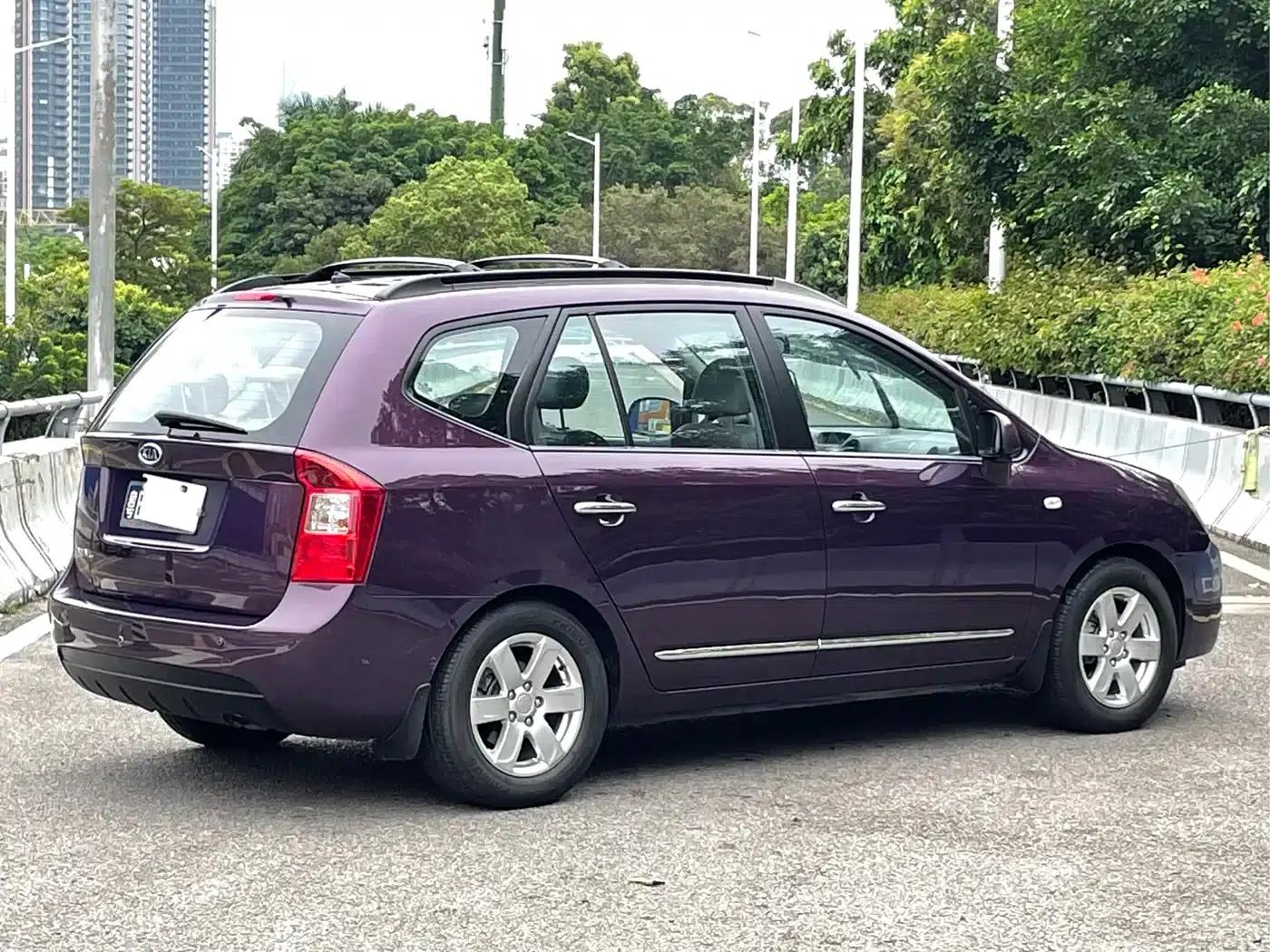 Carens 2007 2.0L 7-seater Luxury Edition — миниатюра 3