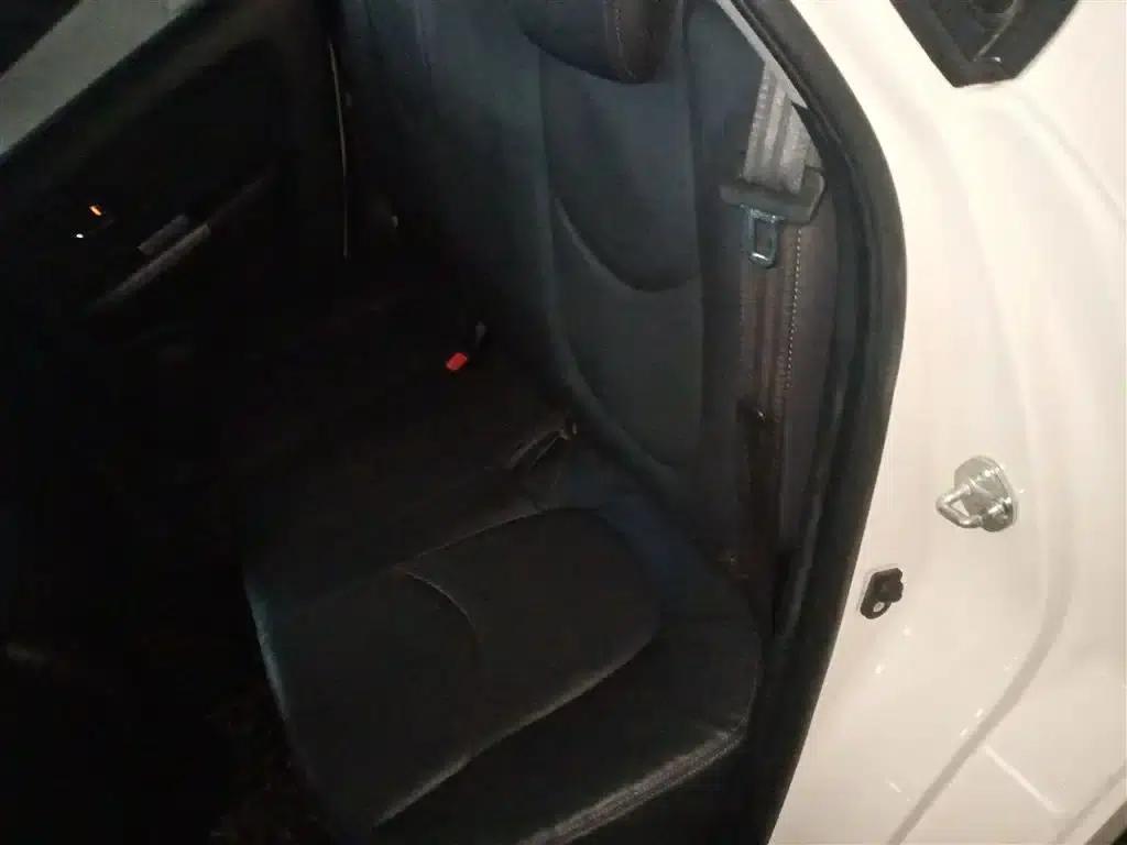 2013 Volkswagen Soul 1.6L AT Premium — миниатюра 17