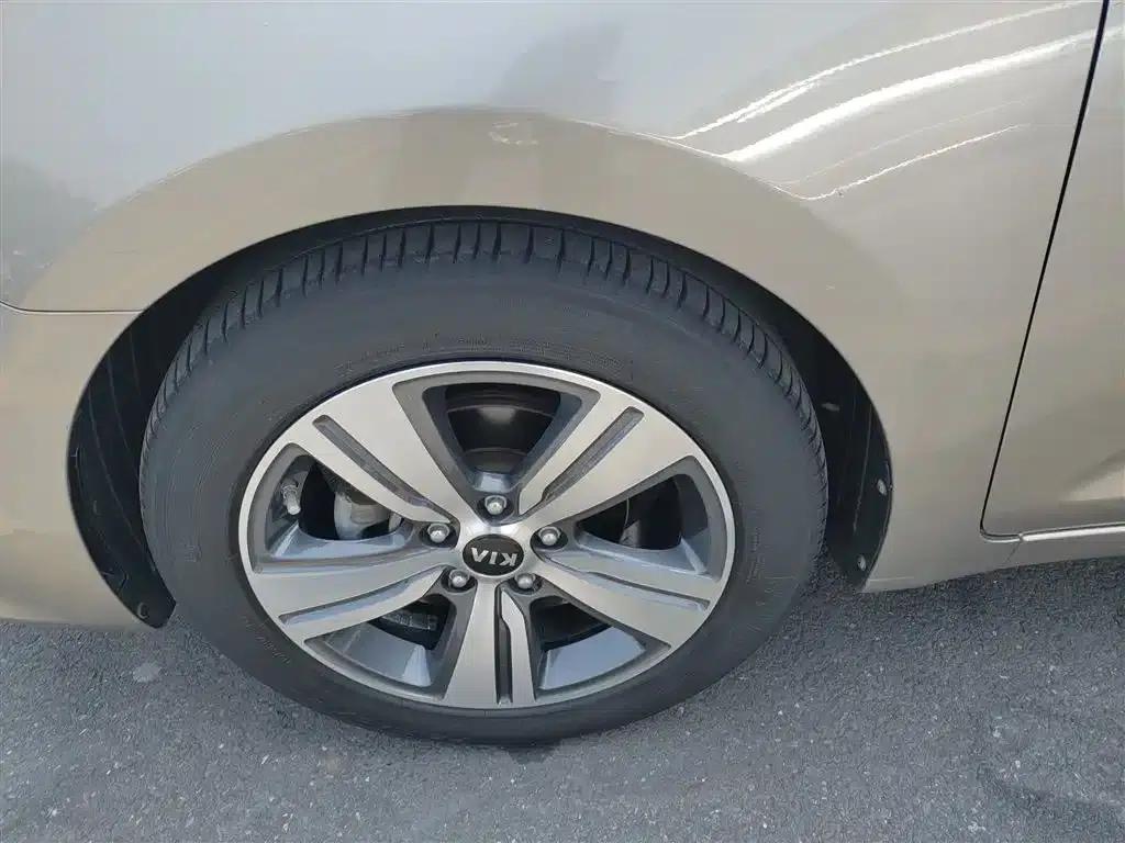 K5 2017 1.8L Automatic GLS — миниатюра 22