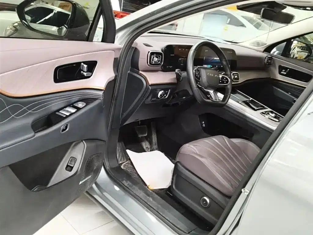 Chery Tiggo 9 C-DM 2025 1.5T 106KM Super Enjoy Edition 5-seater Ternary Lithium — миниатюра 16