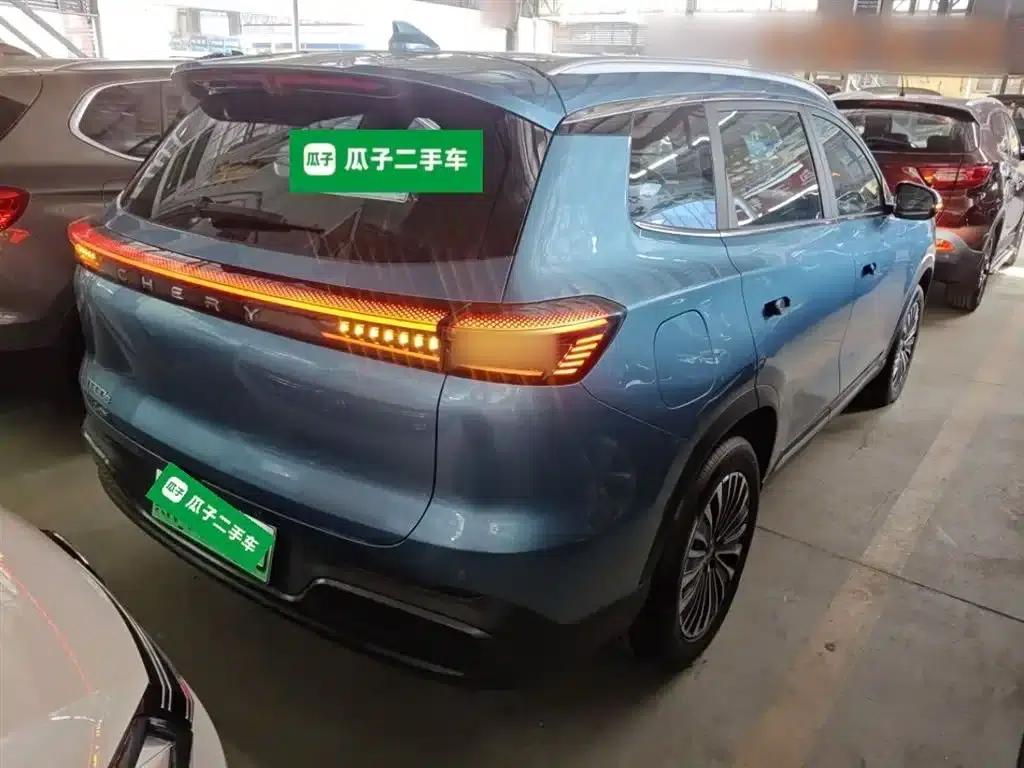 Chery Tiggo 8 PLUS C-DM 2025 1.5T 116km/h Premium 5-seater — миниатюра 7
