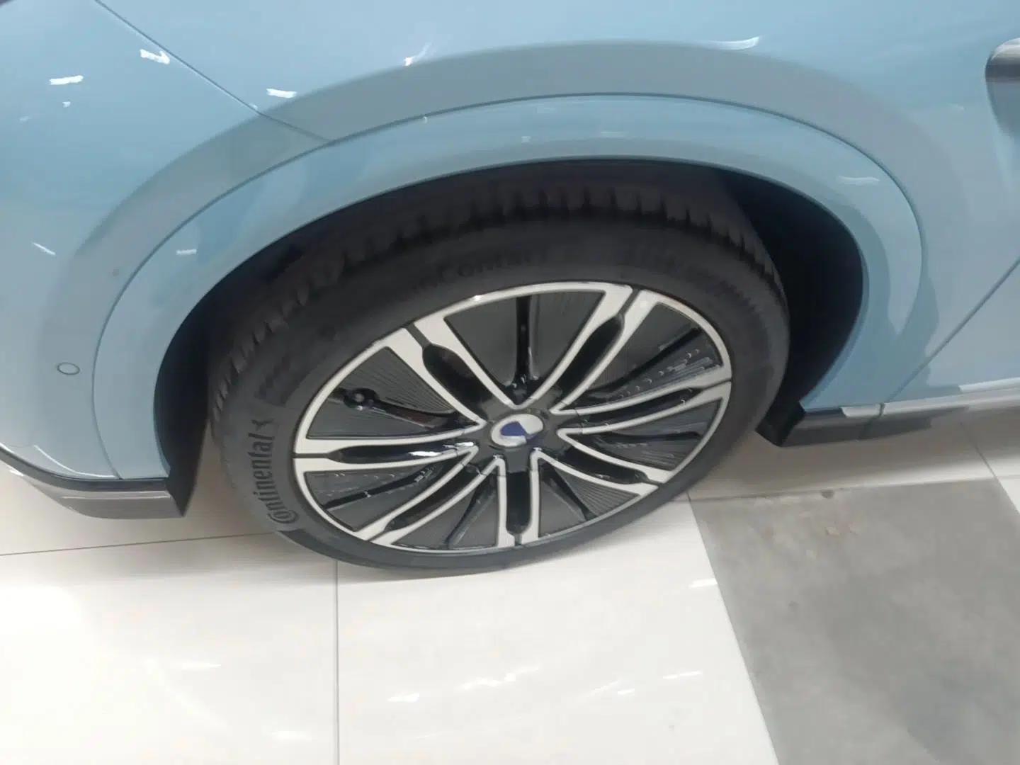 Denza N7 2025 630 All-Wheel Drive Intelligent Driving Dual-Laser Flagship Edition — миниатюра 8