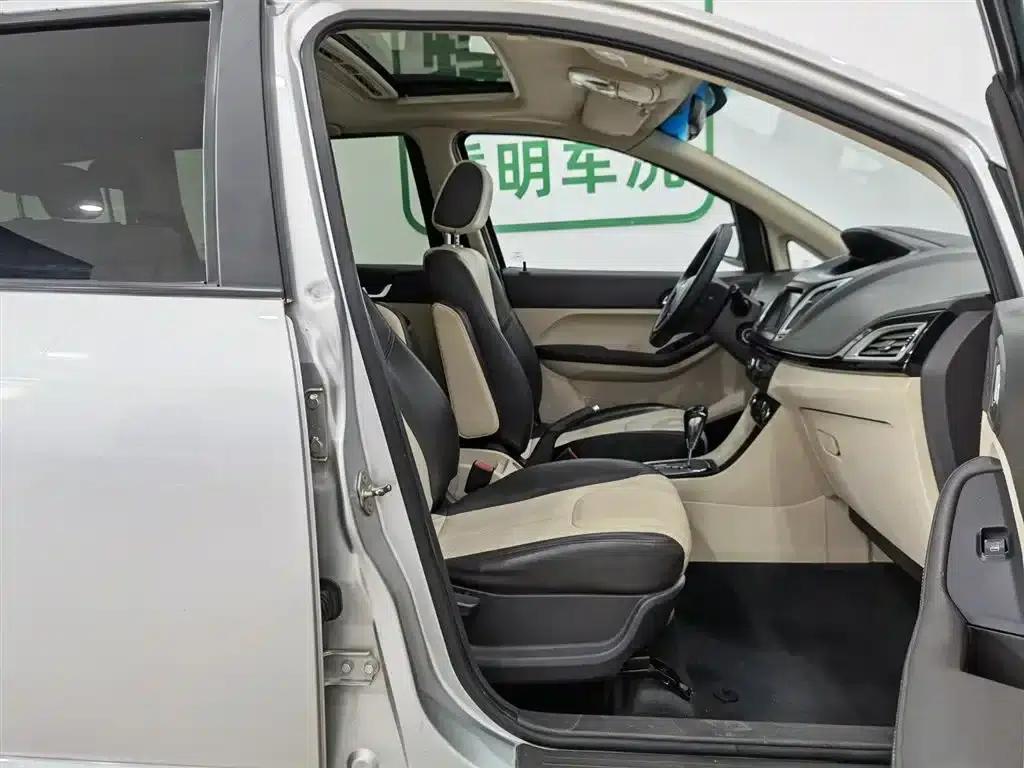 Chery Arrizo M7 2015 2.0L CVT Wide-Seat Edition (232 seats) — миниатюра 23