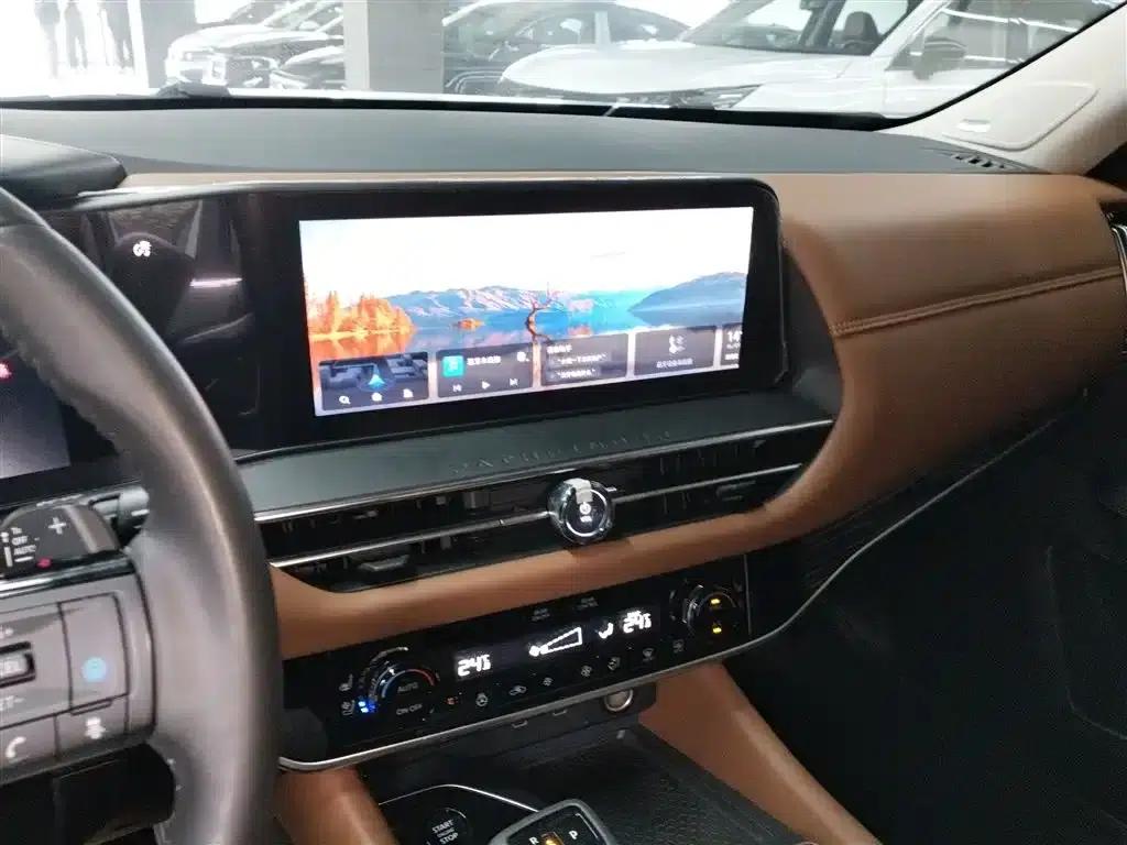 2024 Volkswagen Land Cruiser 380VC-TURBO 4WD Supreme Edition (6-seater) — миниатюра 5