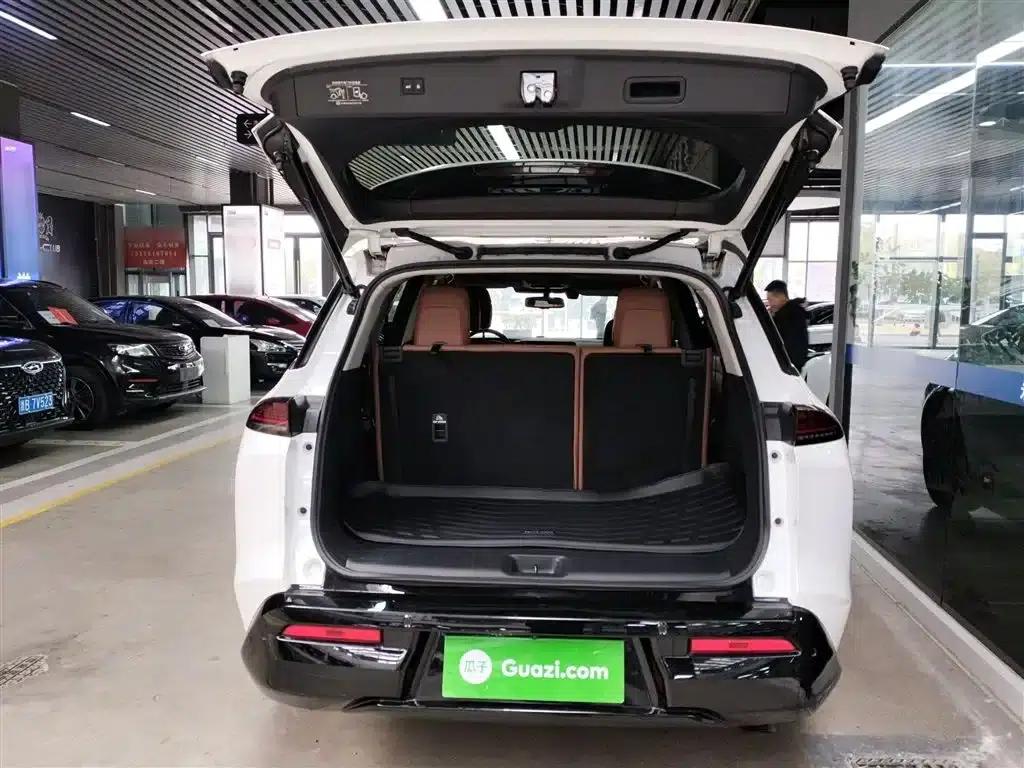 2024 Volkswagen Land Cruiser 380VC-TURBO 4WD Supreme Edition (6-seater) — миниатюра 9