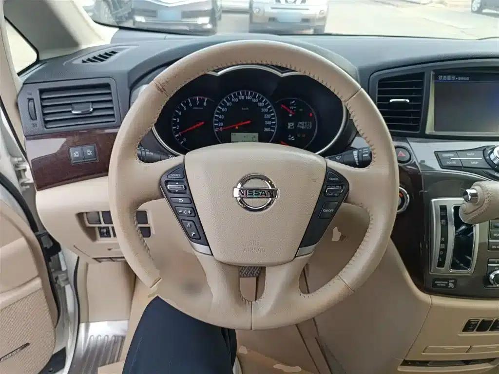 Quest 2015 3.5L SL — миниатюра 11
