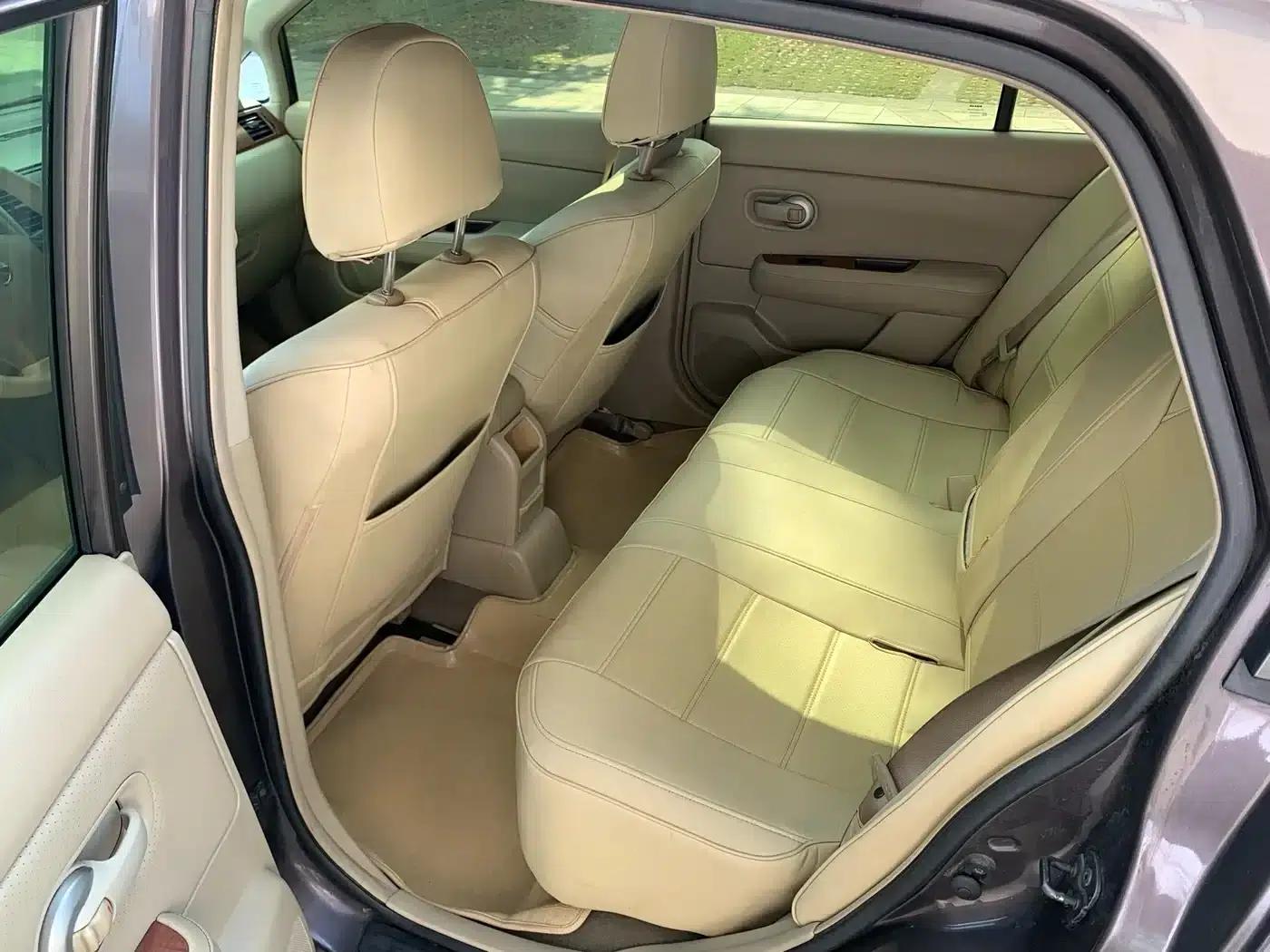 Tiida 2008 1.6L Automatic Intelligent — миниатюра 5