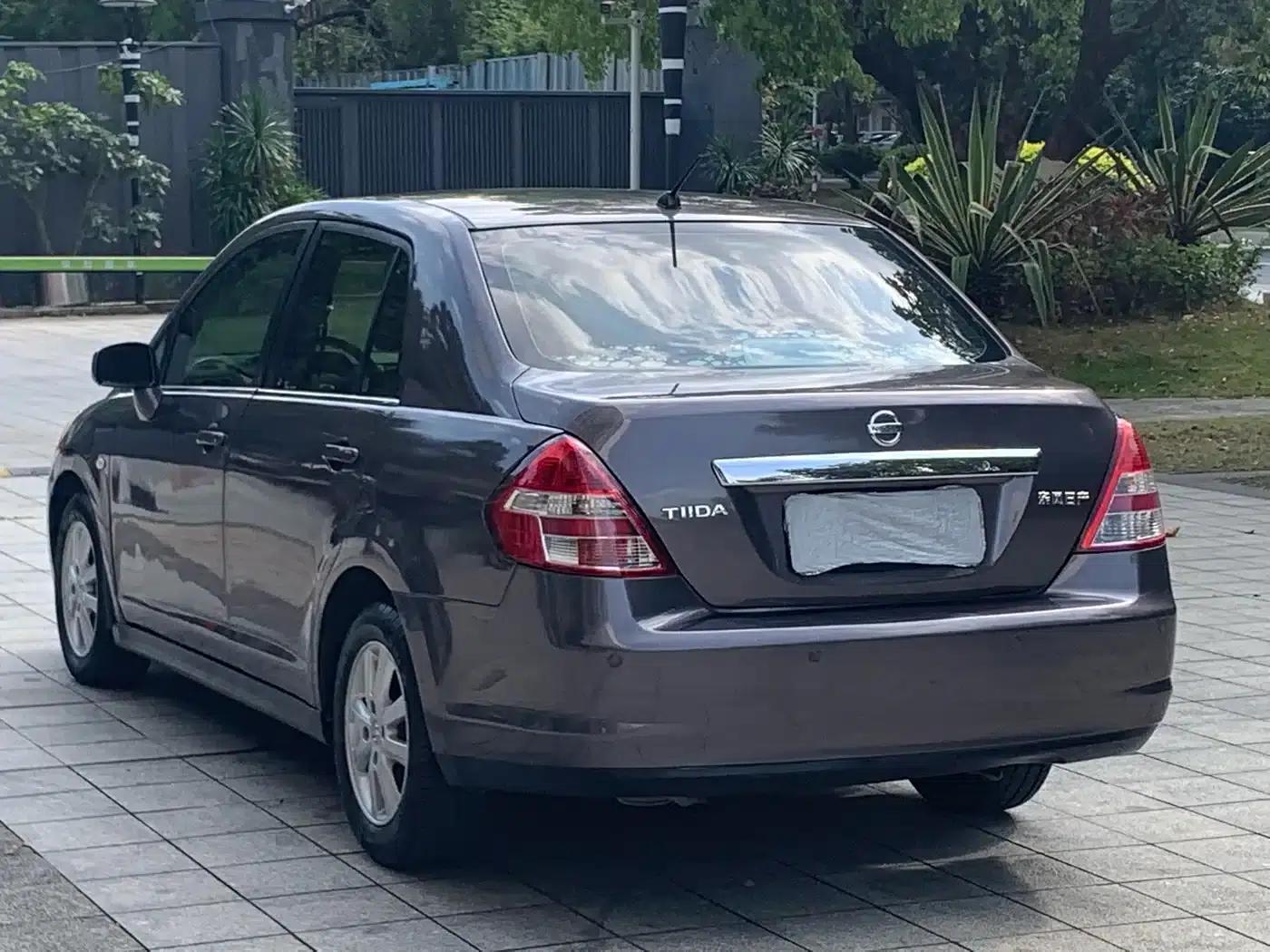 Tiida 2008 1.6L Automatic Intelligent — миниатюра 7