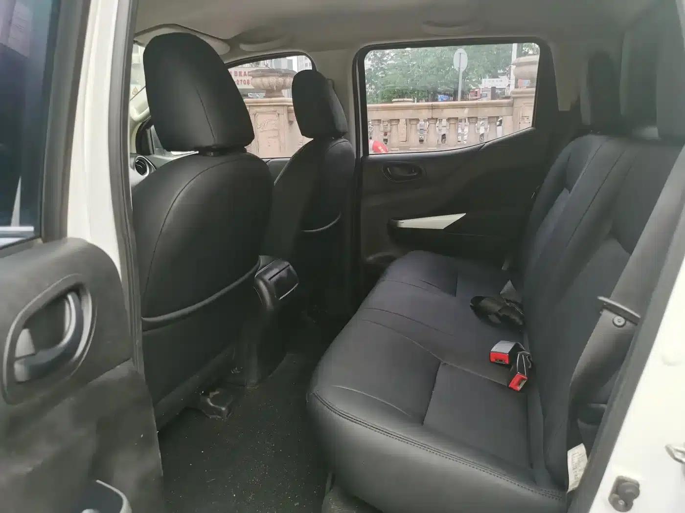 2021 Navara 2.5L Manual 2WD Comfort Model QR25 — миниатюра 14
