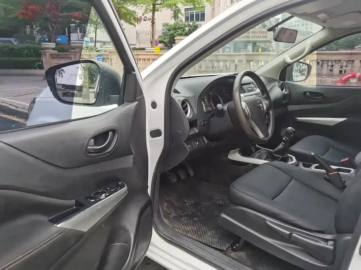 2021 Navara 2.5L Manual 2WD Comfort Model QR25 — миниатюра 15