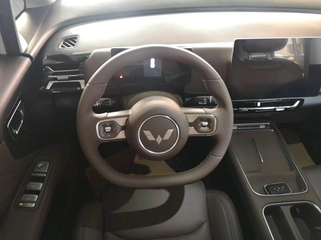 Wuling Starlight 730 2025 Model Plug-in Hybrid 125km Luxury Edition — миниатюра 13