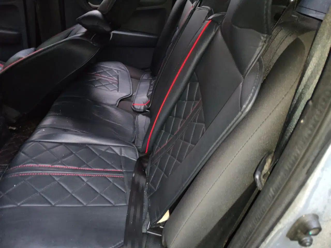 Isuzu JLM 2018 2.8T Classic Edition Two-Wheel Drive Luxury Version with Extended Cargo Bed JE493ZLQ5F — миниатюра 18