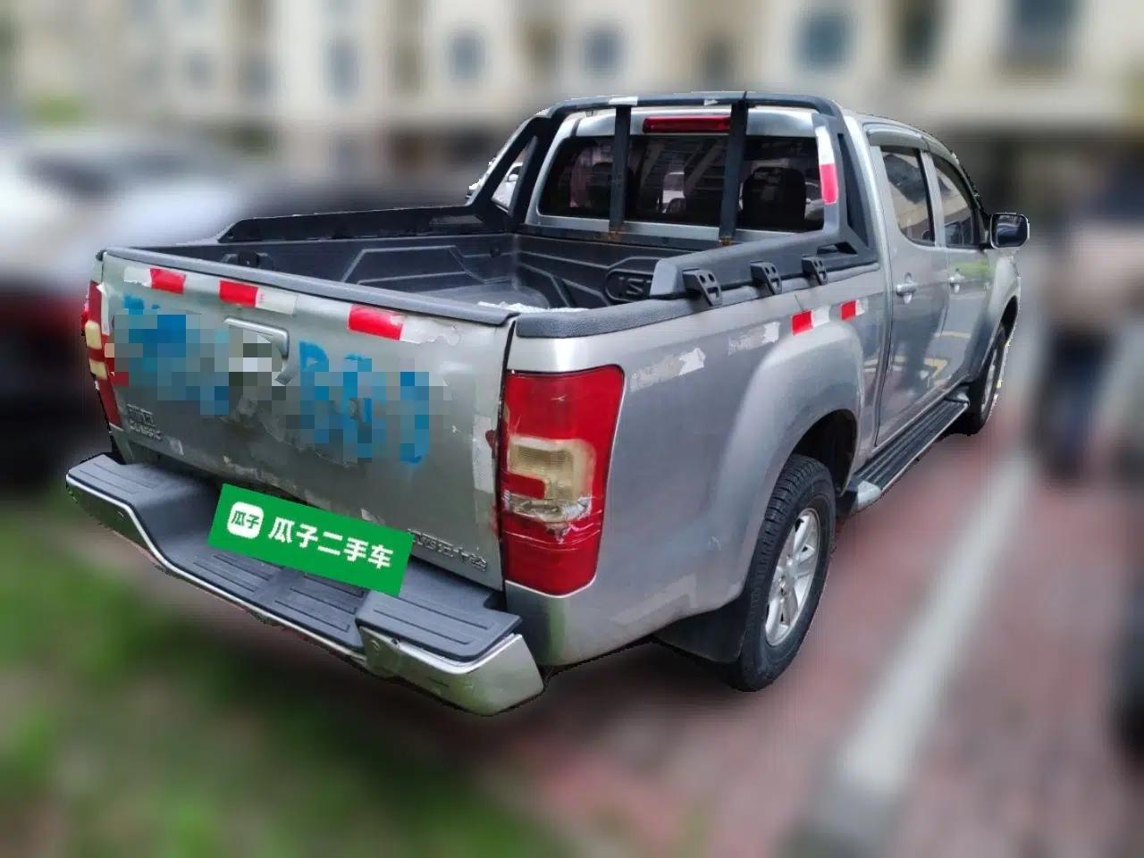 Isuzu JLM 2018 2.8T Classic Edition Two-Wheel Drive Luxury Version with Extended Cargo Bed JE493ZLQ5F — миниатюра 6