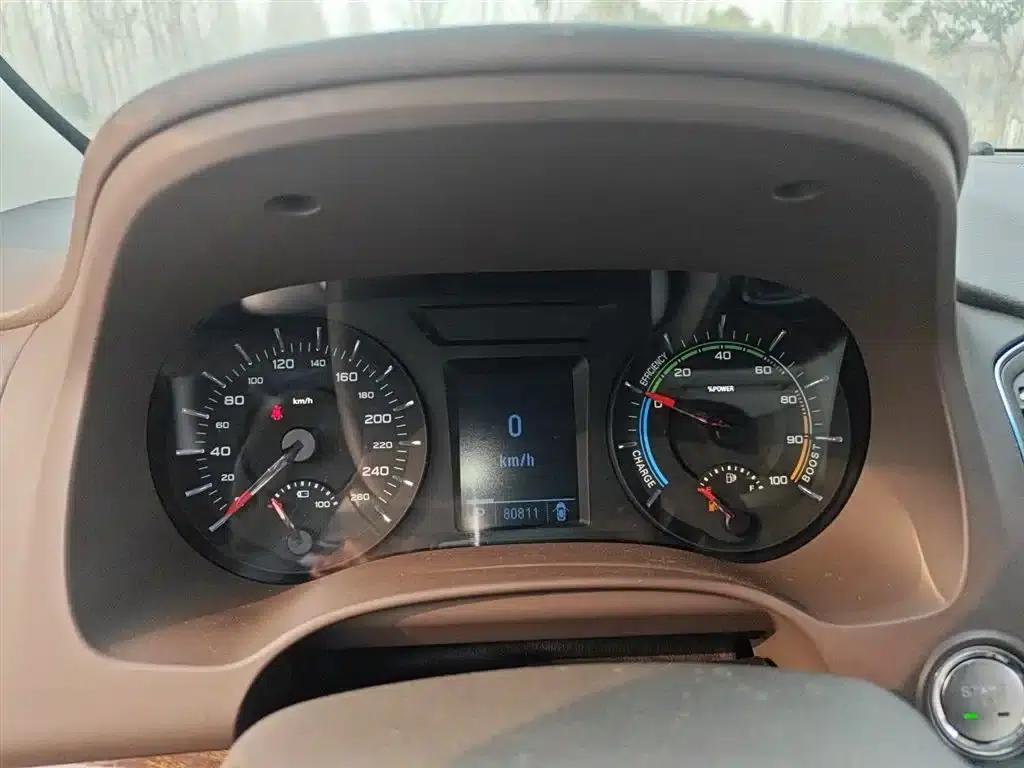 Roewe e950 2017 50T Hybrid Connected Executive Edition — миниатюра 5