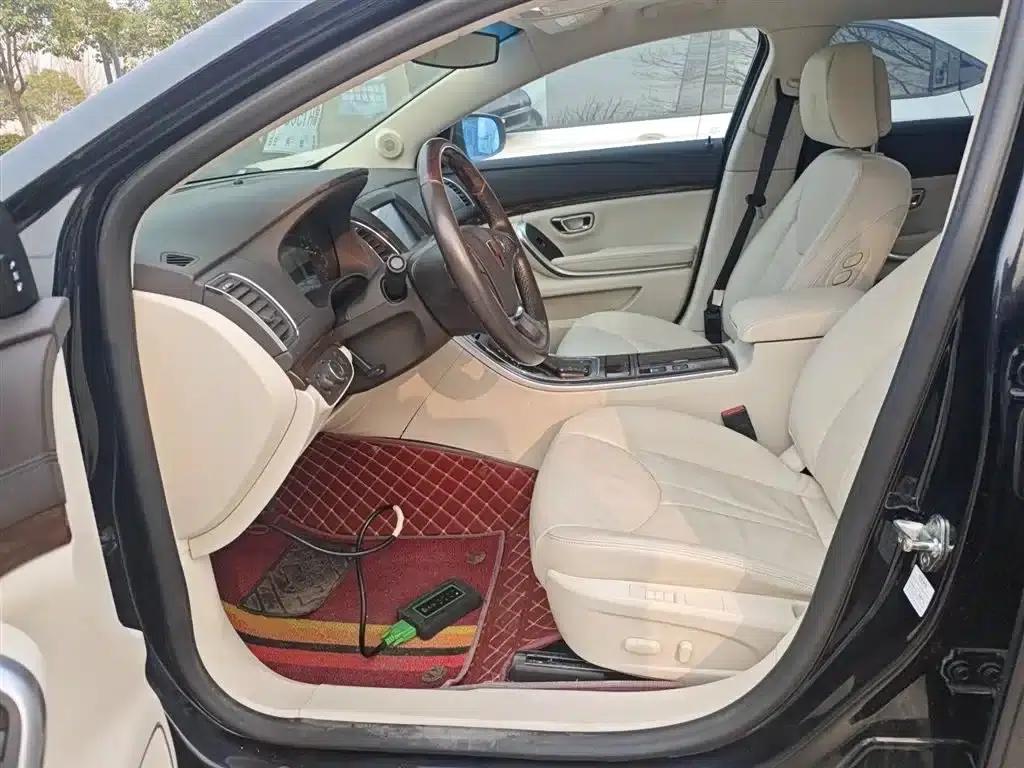 Roewe e950 2017 50T Hybrid Connected Executive Edition — миниатюра 8