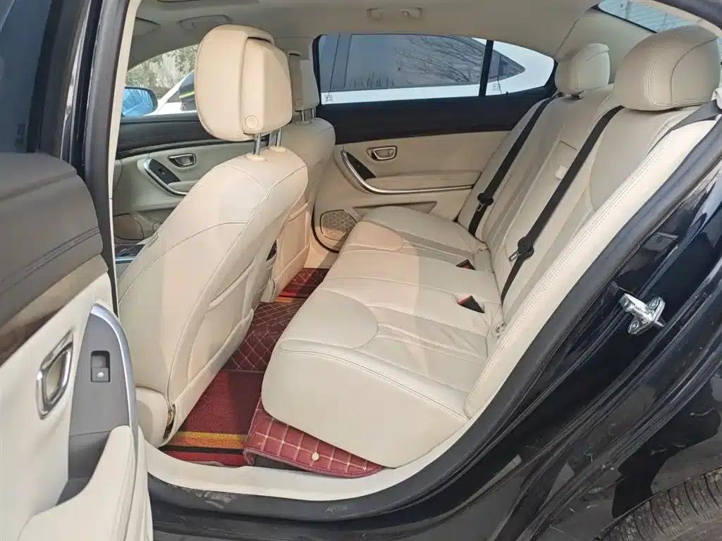 Roewe e950 2017 50T Hybrid Connected Executive Edition — миниатюра 10