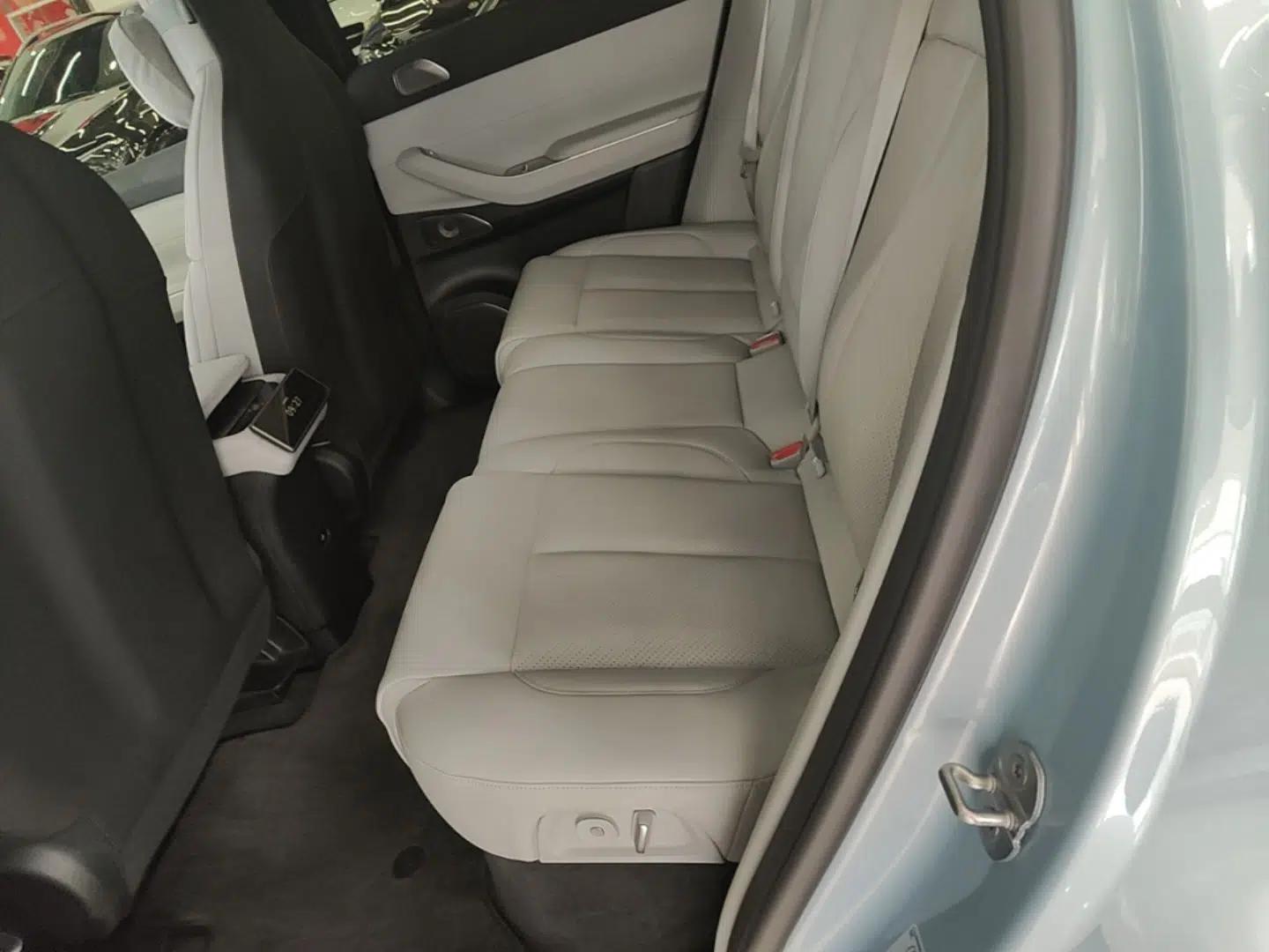 Nio EC7 2023 75 kWh — миниатюра 19