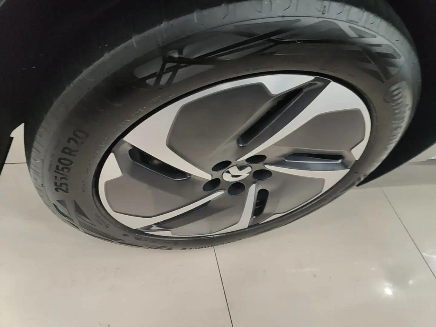 Nio EC7 2023 75 kWh — миниатюра 10
