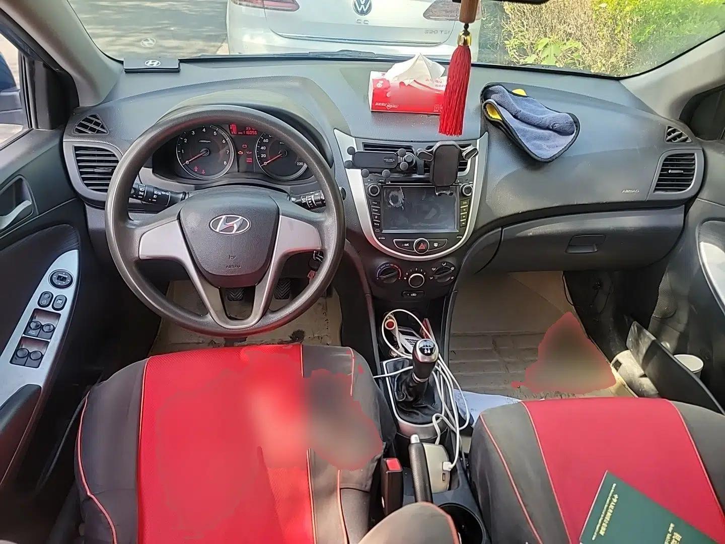 Hyundai Verna Ray 2014 1.4L Manual GLX — миниатюра 10