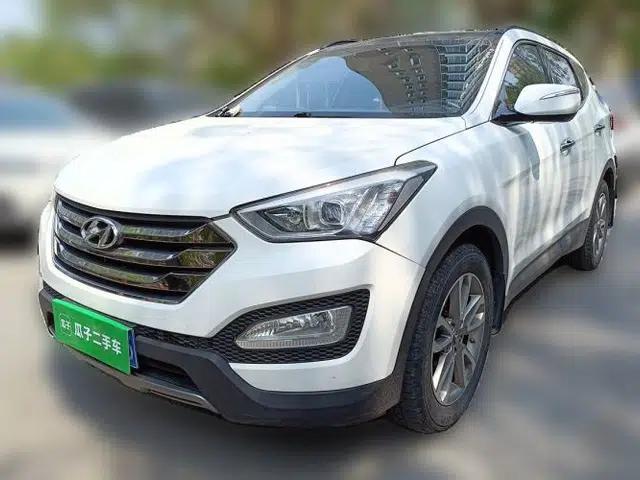 Hyundai Santa Fe Classic 2013 3.0L 4x4 Comfort Edition with Navigation 7 Seats Euro IV