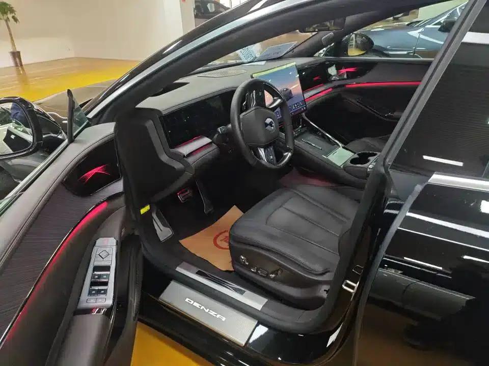 Denza Z9 2024 Model 1100km AWD Max Edition — миниатюра 7