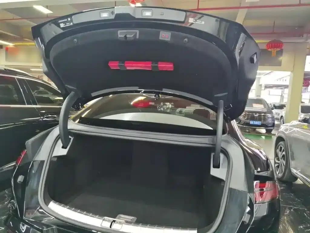Denza Z9 2024 Model 1100km AWD Max Edition — миниатюра 19