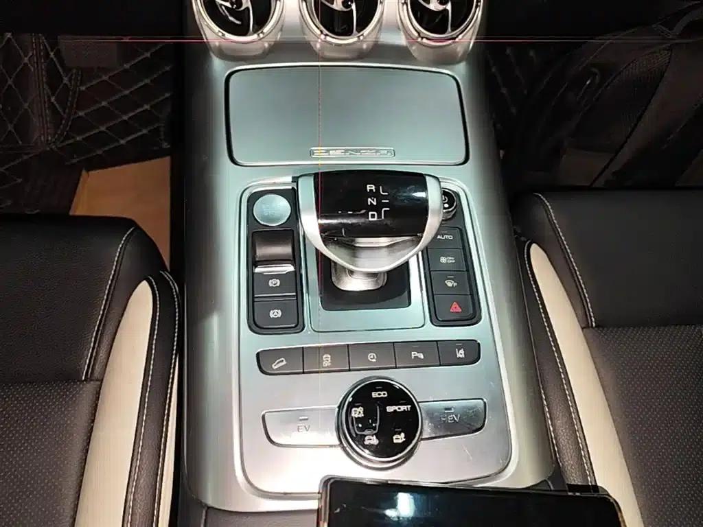 Denza X 2020 PHEV Sport Edition — миниатюра 14